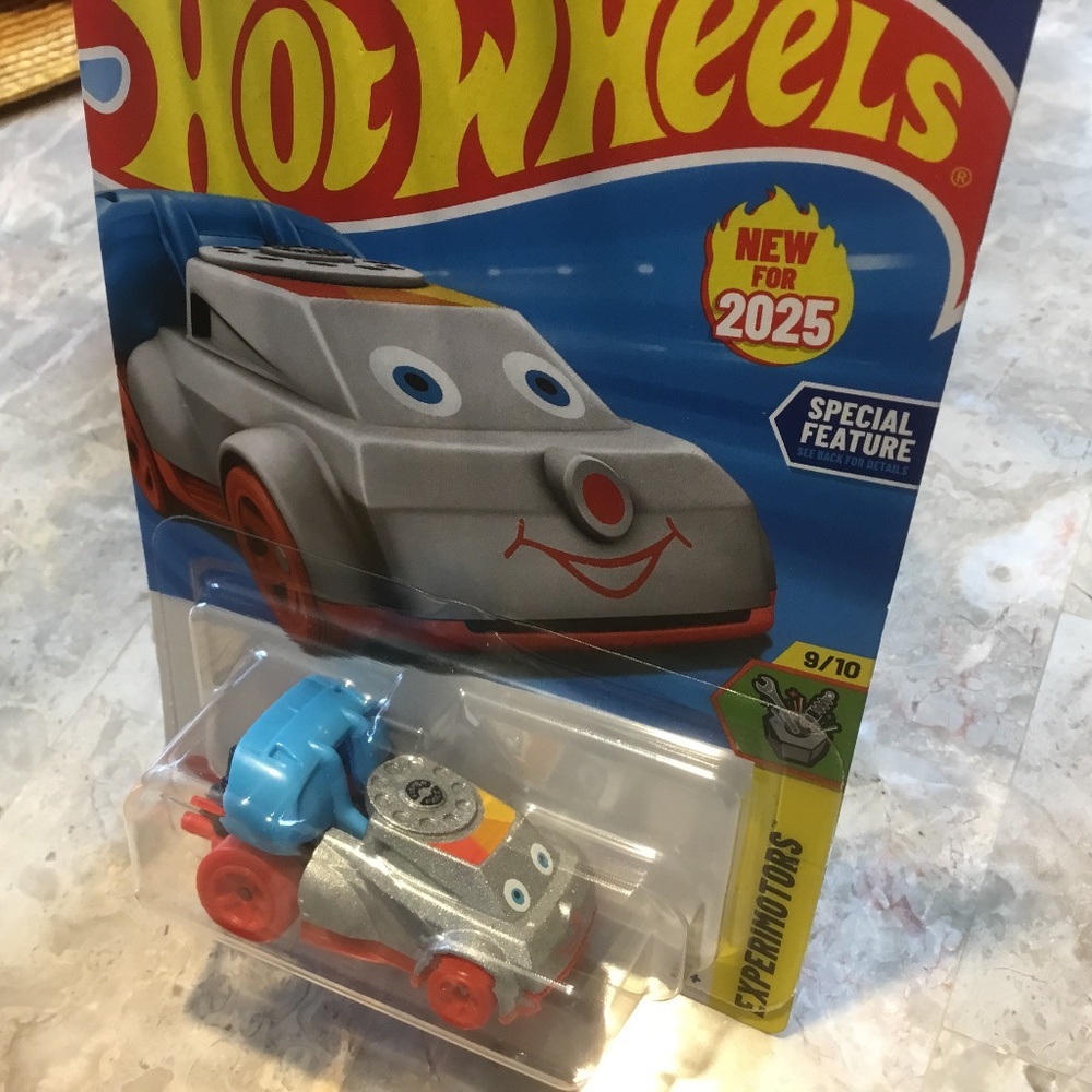 2025 HotWheels Quick Chat *Special Feature *